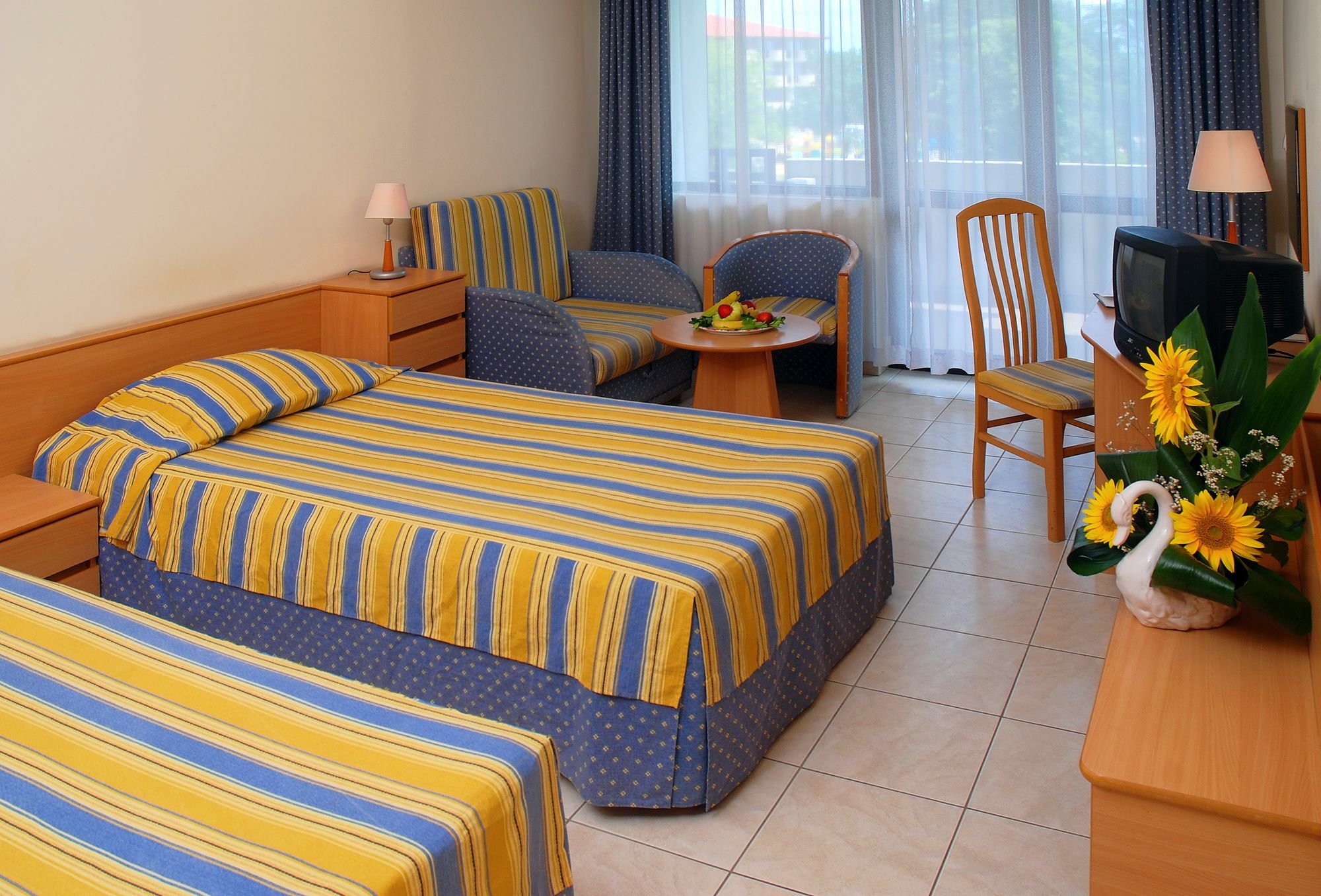 Hotel Lebed Βάρνα Εξωτερικό φωτογραφία